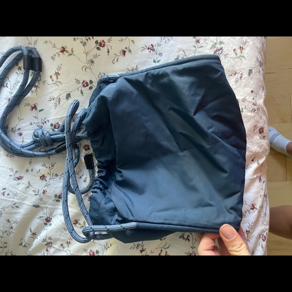 Daily Objects Court Crossbody Bag - Picture 4 of 5